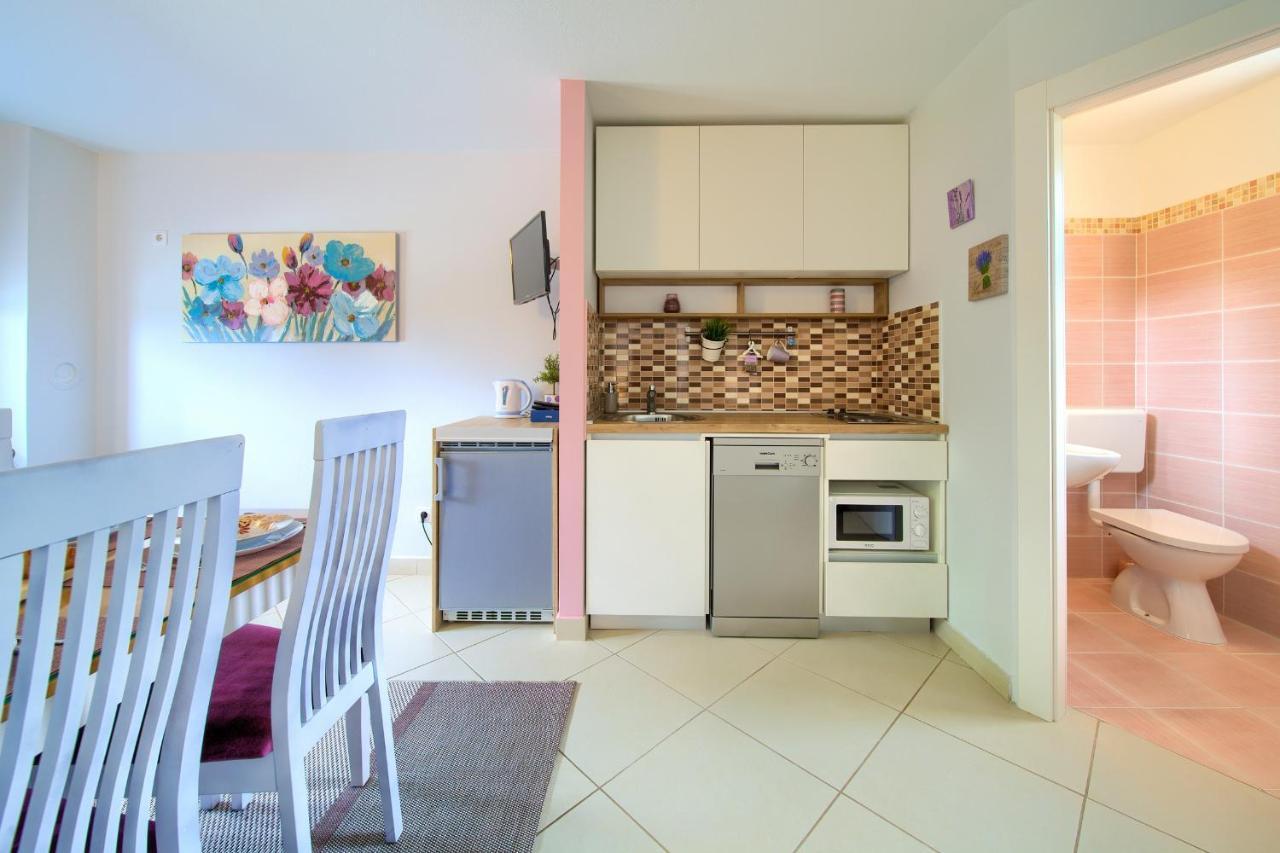 Appartamento Malinska -Krk Esterno foto